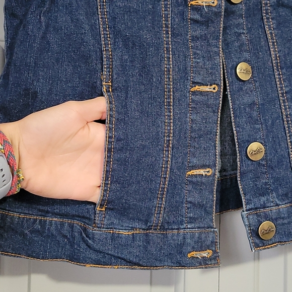 Short sleeve denim jacket - Picture 4 of 5